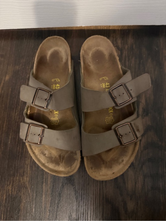 Men’s Birkenstock Sandals • Size 43 / M 10
